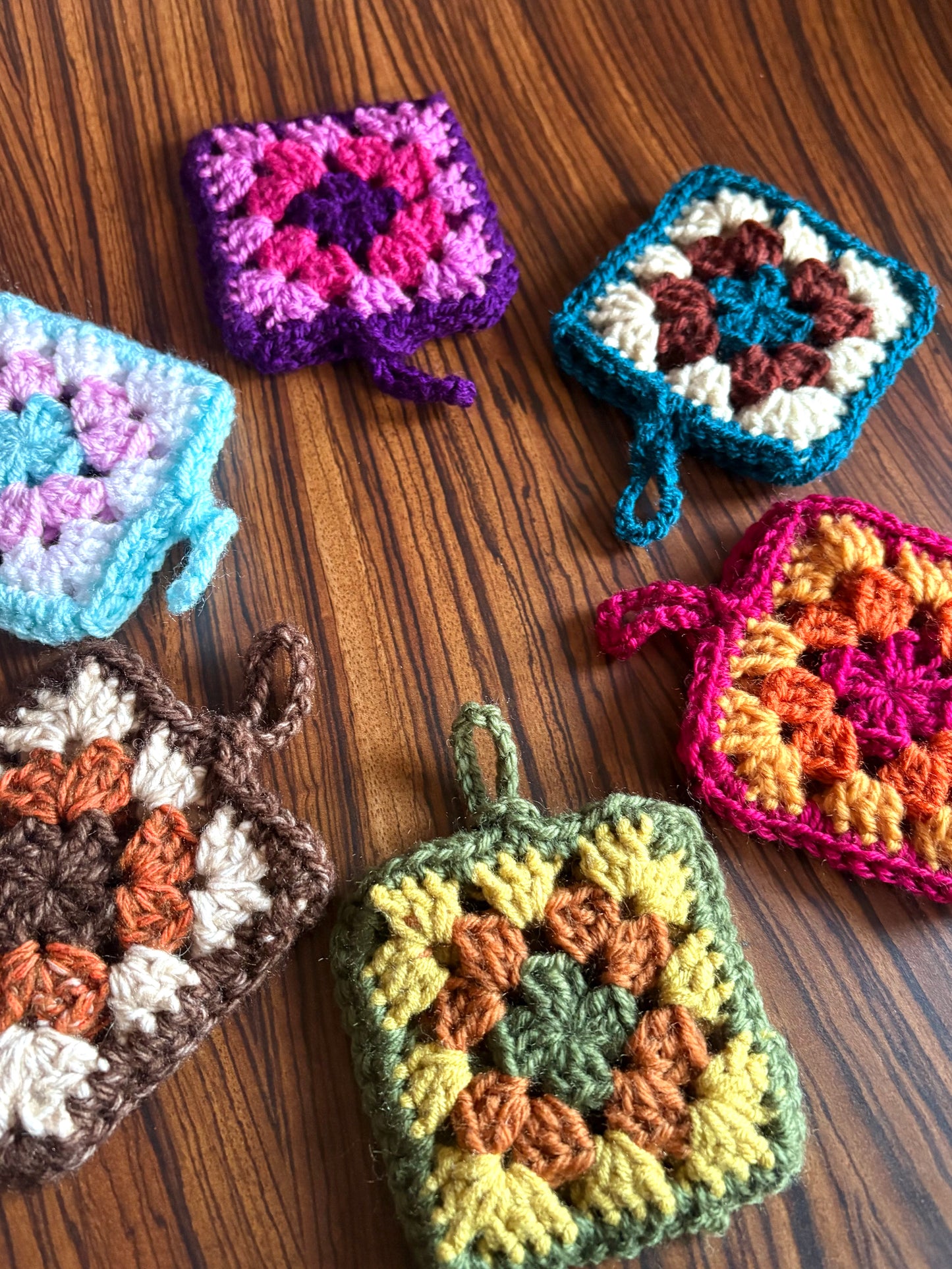 Crochet Wireless Earphone Holder