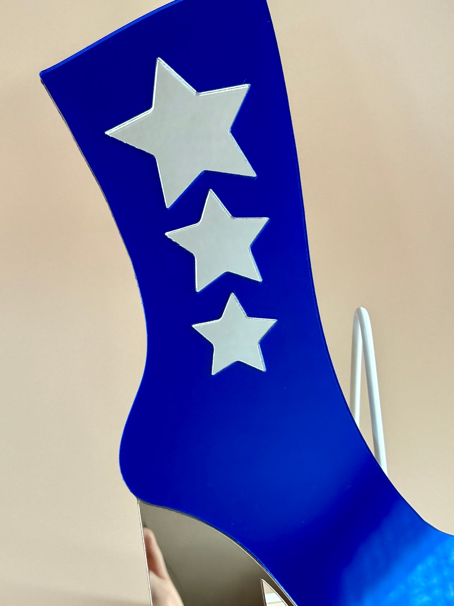 Boogie Shoe Wall Hanging: Stars