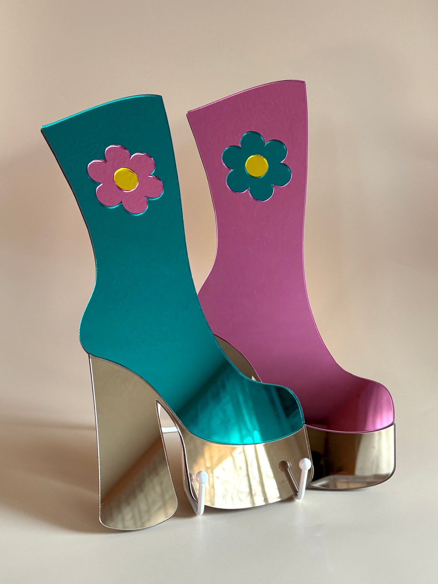 Boogie Shoe Wall Hanging: Flower