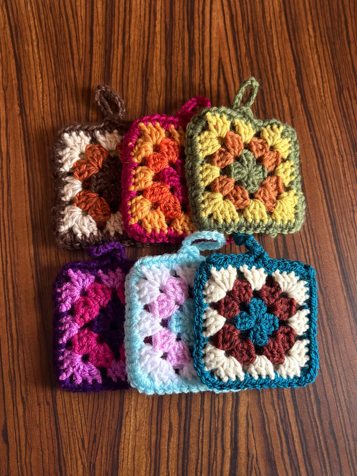 Crochet Wireless Earphone Holder