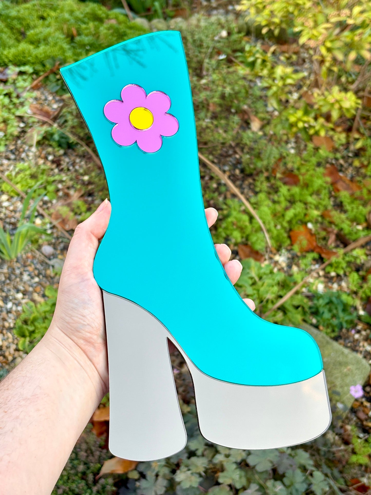 Boogie Shoe Wall Hanging: Flower