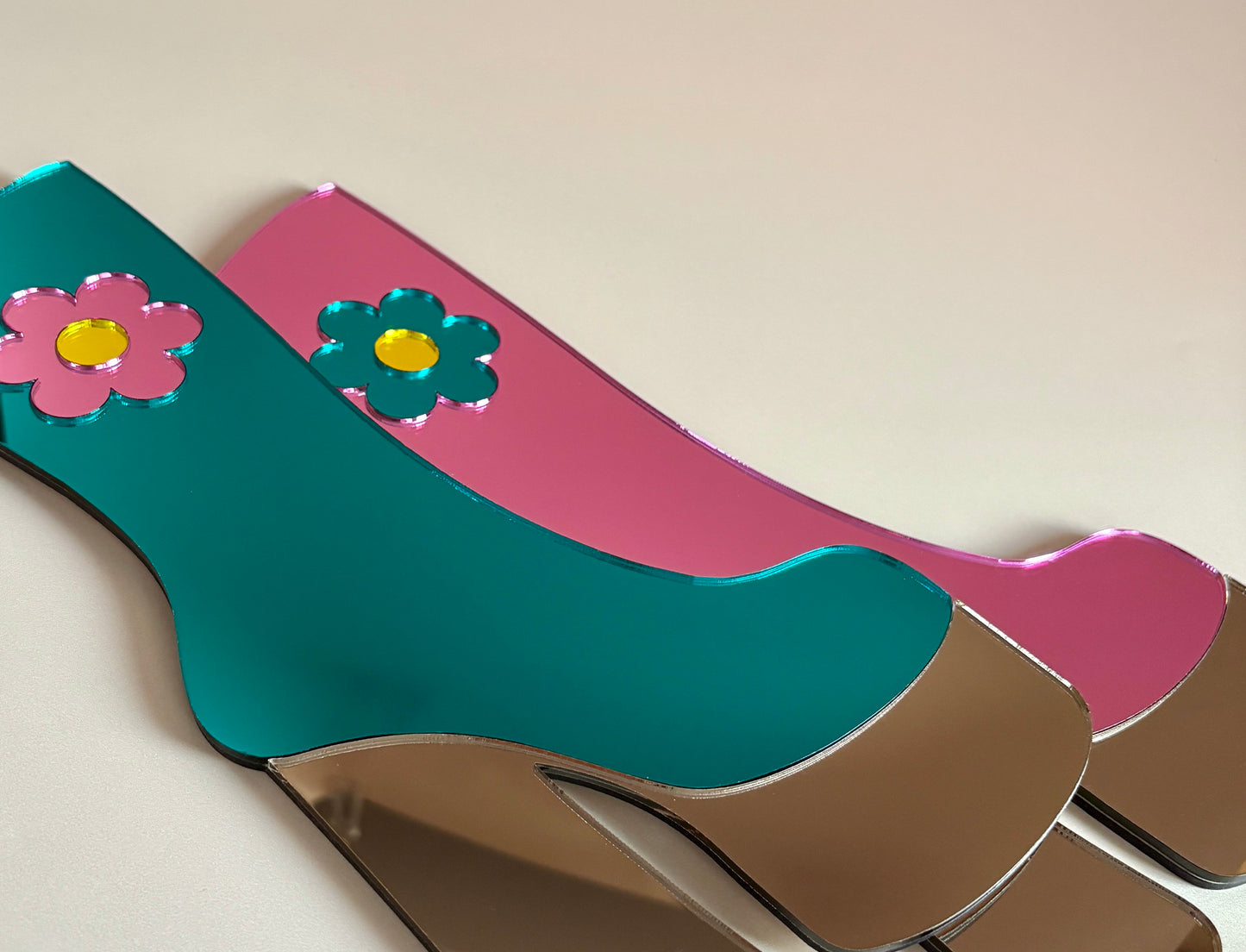 Boogie Shoe Wall Hanging: Flower