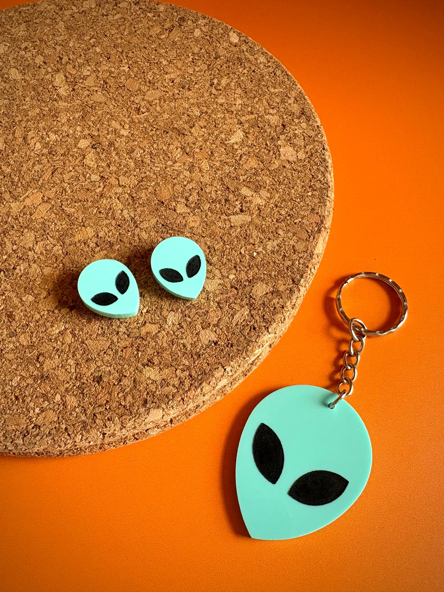 UFO Alien Face Keychain