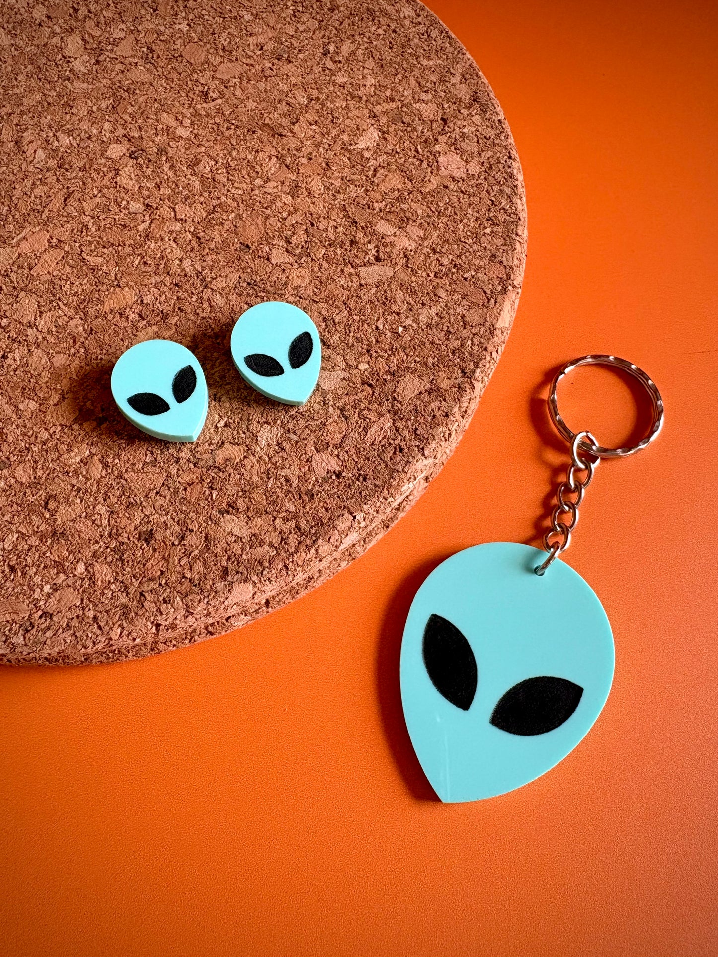 UFO Alien Face Keychain