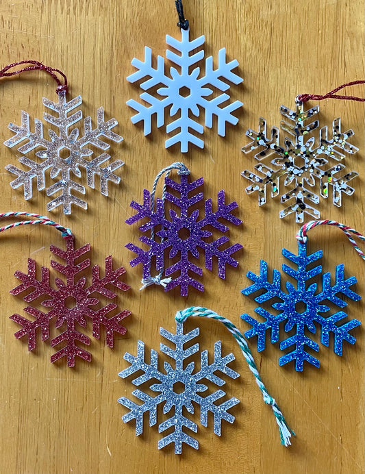 Christmas Decorations: Snowflake - Hung On You Boutique